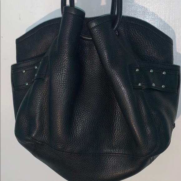 COLE HAAN 100% leather large bucket shoulder bag - Picture 6 of 12